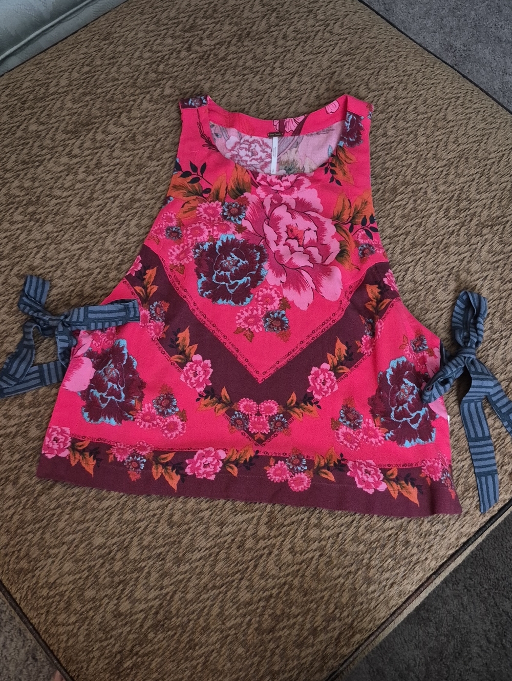 Free People Floral Tie-Side Crop Top - Pink